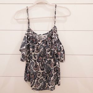 American eagle off the shoulder top, size XL